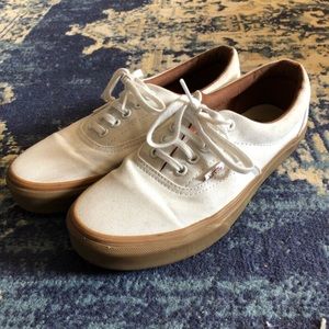 Rare Vans with gum sole